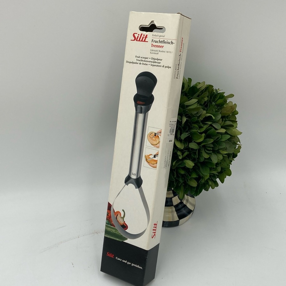 Williams Sonoma Silit Fruit Scooper